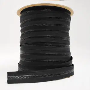 YKK® #5 Vislon® Chain Zipper Black